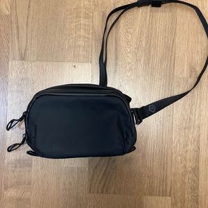 Wandrd Tech Pouch + Strap (Never used)